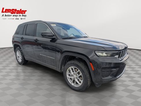 New 2026 Jeep Grand Cherokee Laredo X AWD/4WD image 4