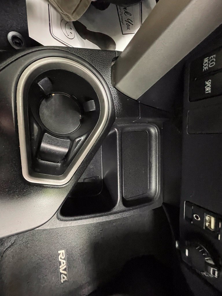 Used 2016 Toyota RAV4 LE AWD/4WD image 20