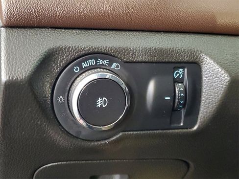 Used 2015 Chevrolet Cruze LT w/ RS Package image 27