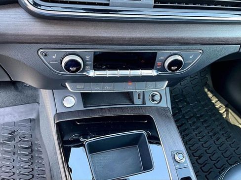 Used 2023 Audi Q5 2.0T Premium Plus w/ Premium Plus Package image 24