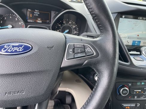 Used 2018 Ford Escape Titanium AWD/4WD image 18