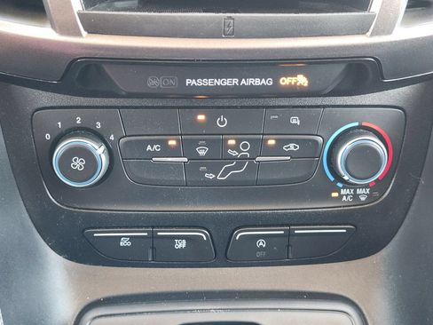 Used 2023 Ford Transit Connect XLT FWD image 20