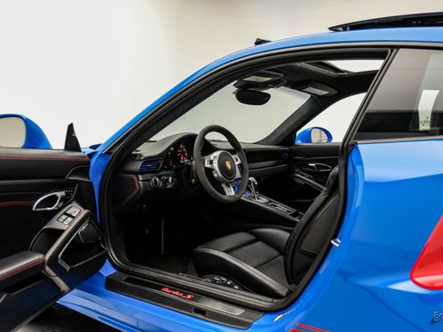 Used 2016 Porsche 911 Turbo S AWD/4WD image 43