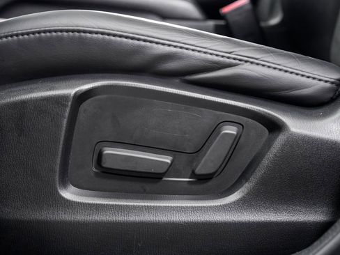 Used 2019 MAZDA CX-5 Touring image 11