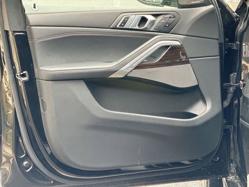 Used 2024 BMW X6 xDrive40i image 11