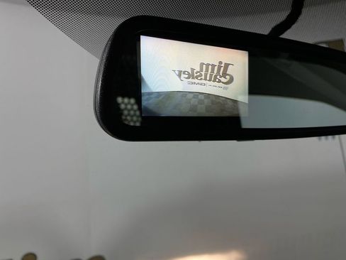 Used 2024 GMC Savana 2500 w/ Driver Convenience Package image 16