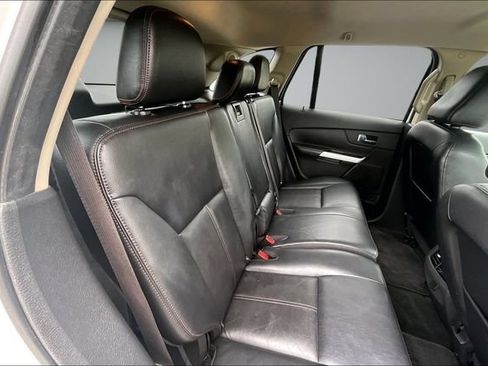 Used 2011 Ford Edge Limited FWD image 24