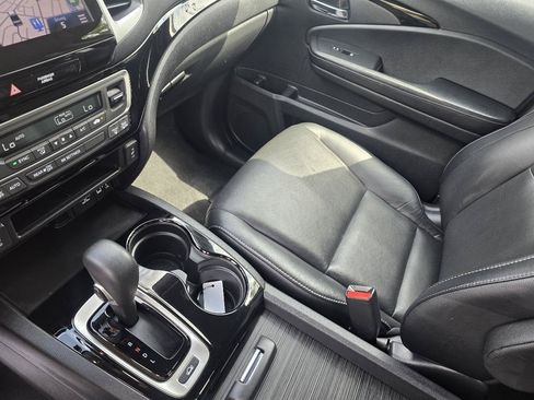 Used 2019 Honda Ridgeline RTL-E image 22