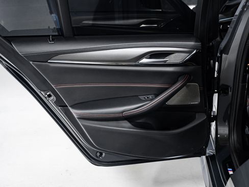 Used 2022 BMW M5 CS image 33