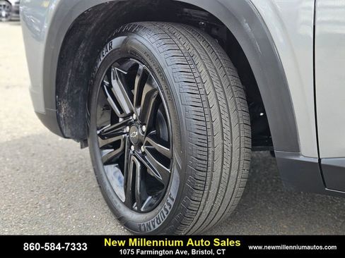 Used 2025 Chevrolet Trax ACTIV w/ Driver Confidence Package image 29