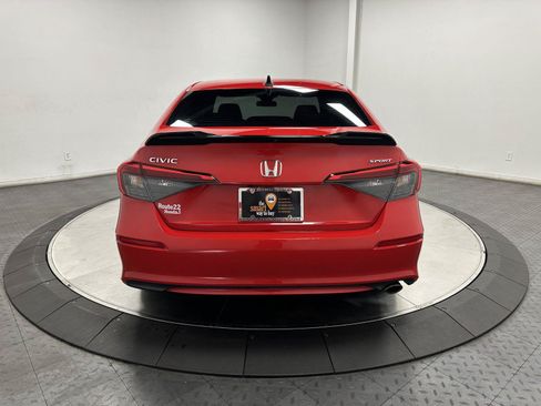 Used 2023 Honda Civic Sport image 11