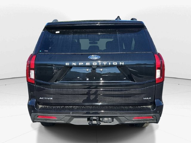 Used 2025 Ford Expedition Max Active AWD/4WD image 4