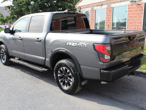 Used 2023 Nissan Titan PRO-4X w/ Pro-4x Convenience Package image 8