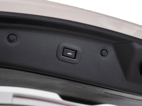 Used 2017 Nissan Armada Platinum w/ Captain Seat Package image 59