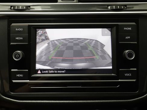Used 2024 Volkswagen Tiguan S AWD/4WD image 10