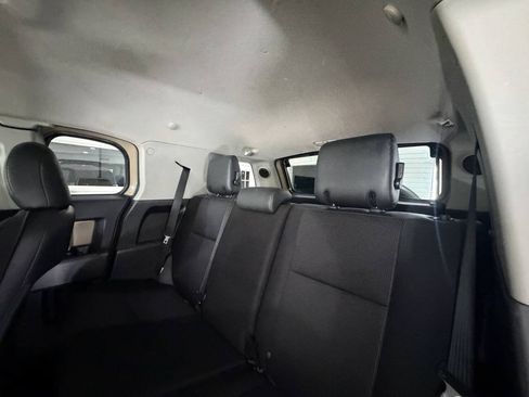 Used 2014 Toyota FJ Cruiser 4WD w/ Upgrade Package image 19