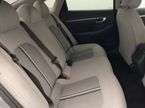 Used 2020 Hyundai Sonata SE FWD image 19