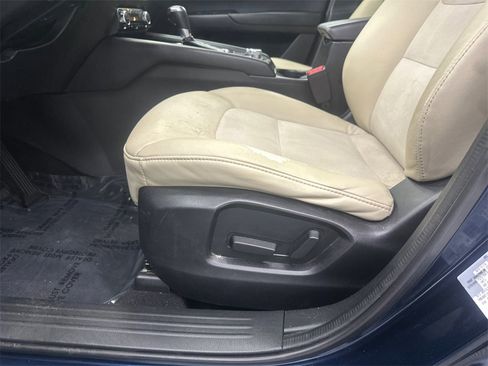 Used 2018 MAZDA CX-5 Touring w/ Preferred Equipment Package image 10