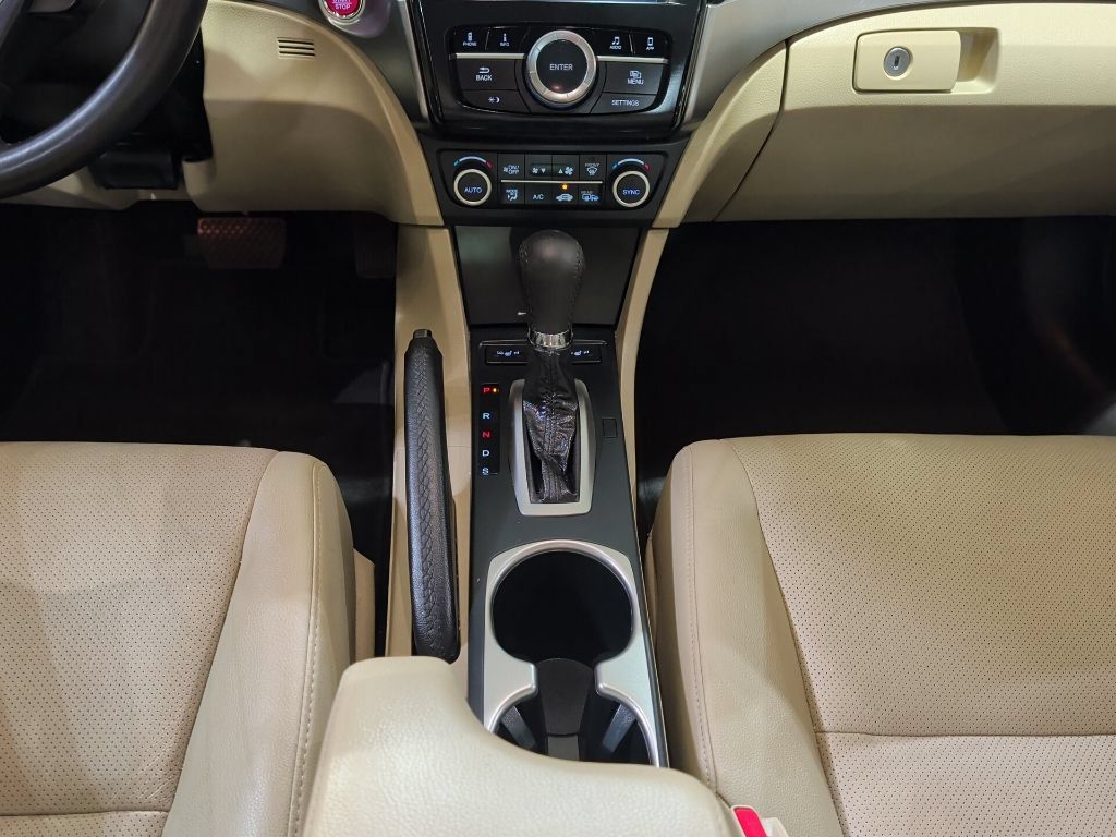 Used 2016 Acura ILX FWD image 13