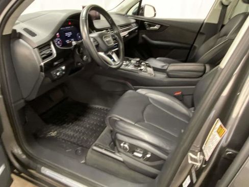 Used 2018 Audi Q7 3.0T Prestige image 12