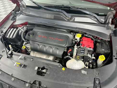 Used 2020 Jeep Compass Latitude FWD image 32