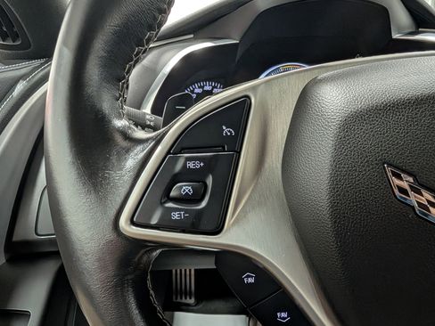 Used 2017 Chevrolet Corvette Stingray Coupe w/ 1LT image 18