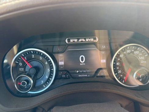 Used 2019 RAM 1500 Laramie image 15