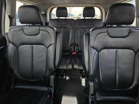 Used 2023 Jeep Grand Cherokee L Limited image 21