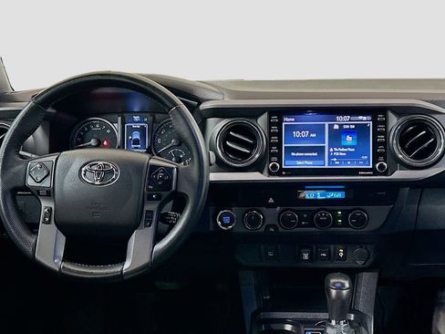 Used 2023 Toyota Tacoma TRD Off-Road AWD/4WD image 18