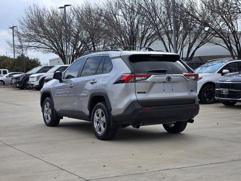 Used 2025 Toyota RAV4 XLE w/ Convenience Package image 3