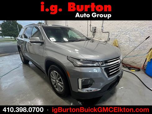 Used 2023 Chevrolet Traverse LT AWD/4WD image 1