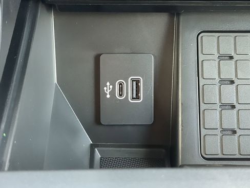 New 2025 Ford F150 Raptor image 21