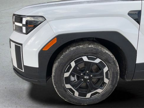 Used 2024 Hyundai Santa Fe SE image 9