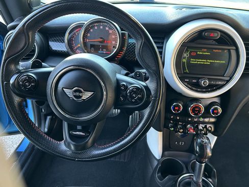 Used 2015 MINI Cooper S image 14