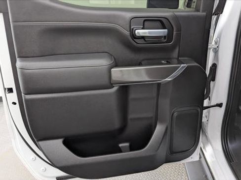 Used 2021 GMC Sierra 1500 AT4 w/ AT4 Value Package AWD/4WD image 16