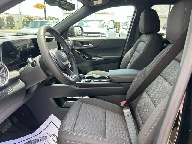 New 2027 Chevrolet Equinox LT w/ Safety and Technology Package FWD image 15