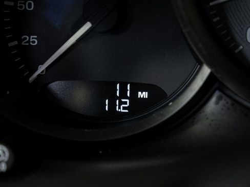 New 2026 Porsche Macan S image 12