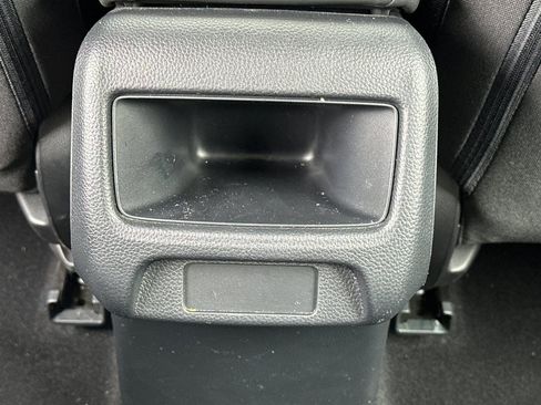 Used 2024 Honda HR-V LX image 14