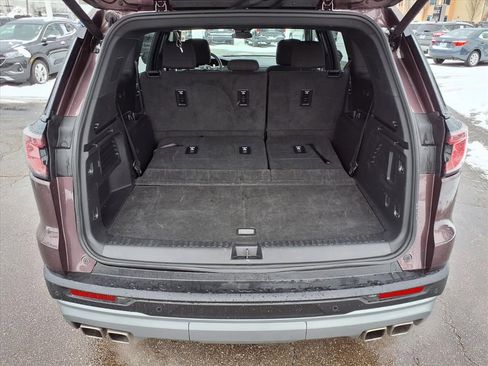 Certified 2025 GMC Acadia Elevation image 28