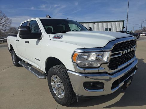 Used 2024 RAM 2500 Big Horn image 8