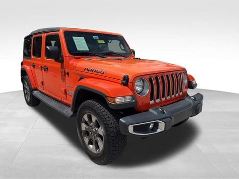 Used 2018 Jeep Wrangler Unlimited Sahara w/ Safety Group image 9