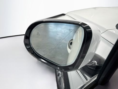Used 2025 Genesis GV80 2.5T Standard AWD/4WD image 16