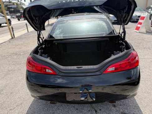 Used 2011 INFINITI G37 Convertible w/ Premium Pkg RWD image 21