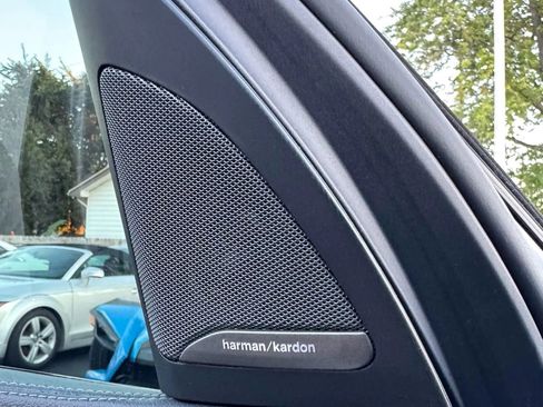 Used 2021 BMW X5 M50i w/ Executive Package image 20