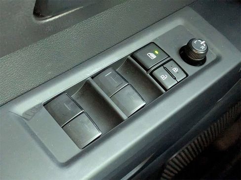 Used 2025 Toyota Tundra SR image 24