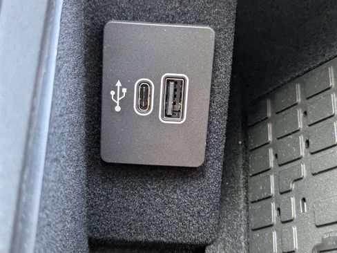 New 2026 Lincoln Navigator Reserve AWD/4WD image 30