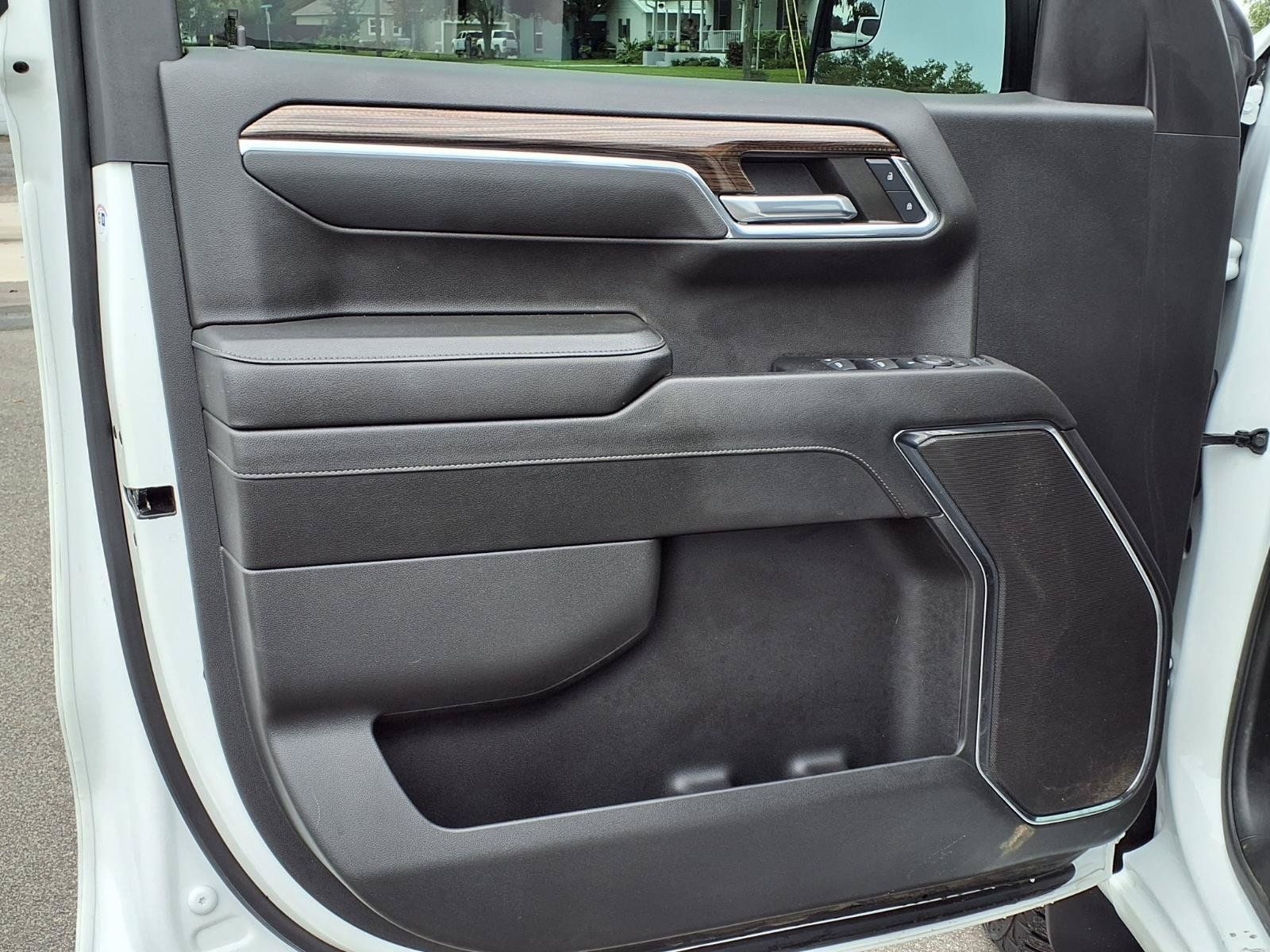Used 2024 Chevrolet Silverado 1500 LT AWD/4WD image 14