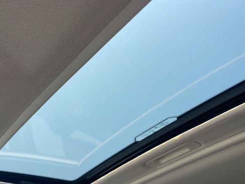 Used 2019 Ford EcoSport Titanium FWD image 31
