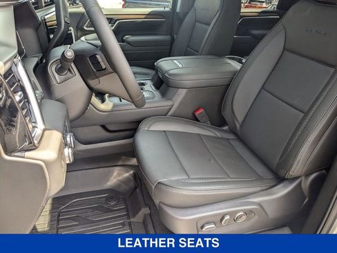 New 2025 GMC Sierra 3500 Denali w/ Denali Reserve Package image 15