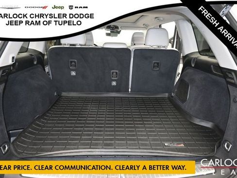 Used 2023 Jeep Grand Cherokee Overland w/ Luxury Tech Group IV AWD/4WD image 30